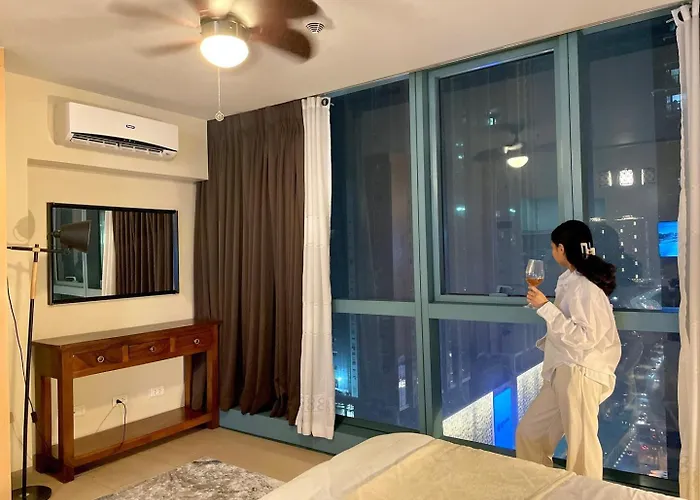 Luxury Bgc At Uptown Area #oursw21e Holiday home *